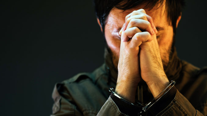intervenism-praying-crestock